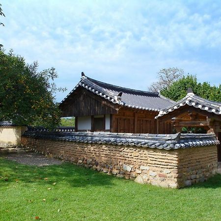 Bed and Breakfast Bukchondaek Andong Exterior foto